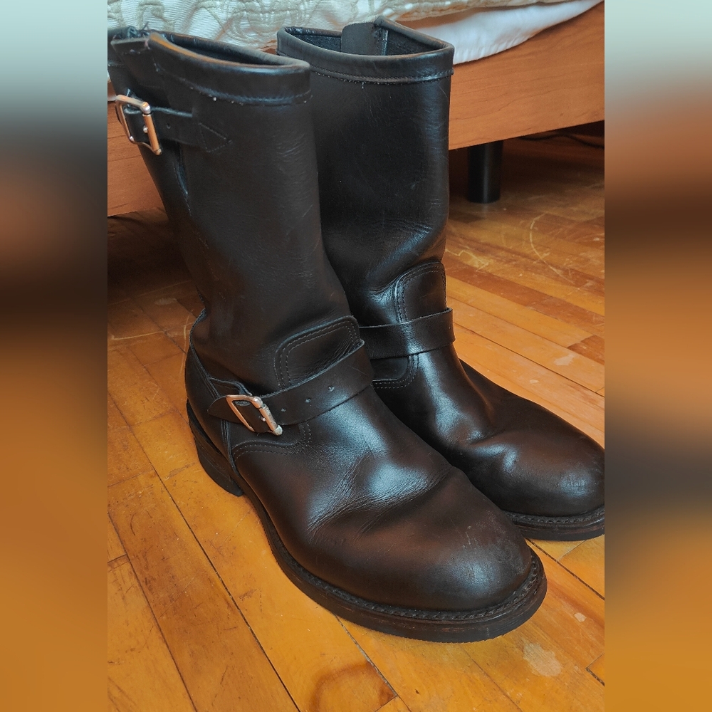 Chippewa 97863 Vibram Motorcycle / Engineer Boots Black Leather